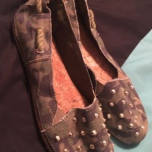 Gianni Bini Camo Loafer