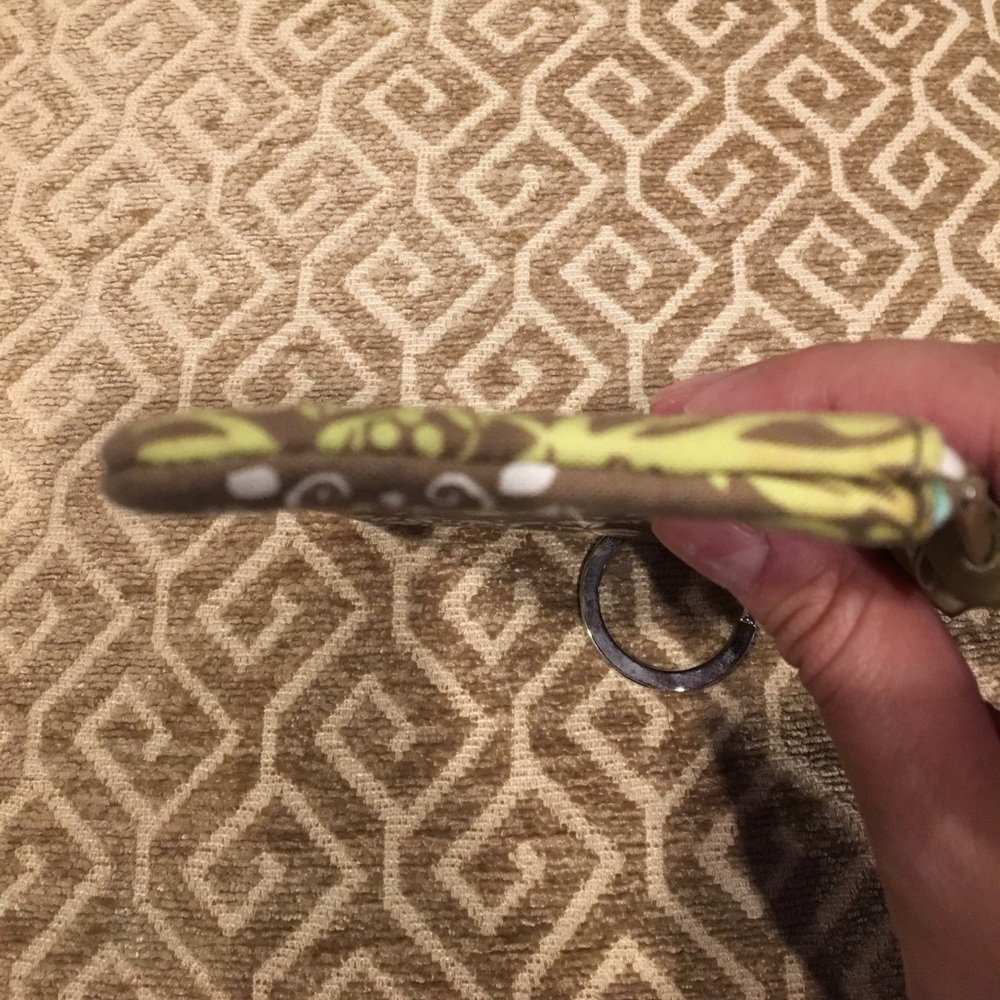 🌟🎉SOLD🎉🌟Vera Bradley Id keychain - Picture 5 of 6