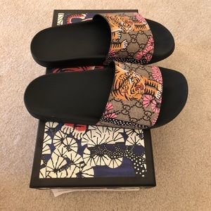 Gucci Flop Flips