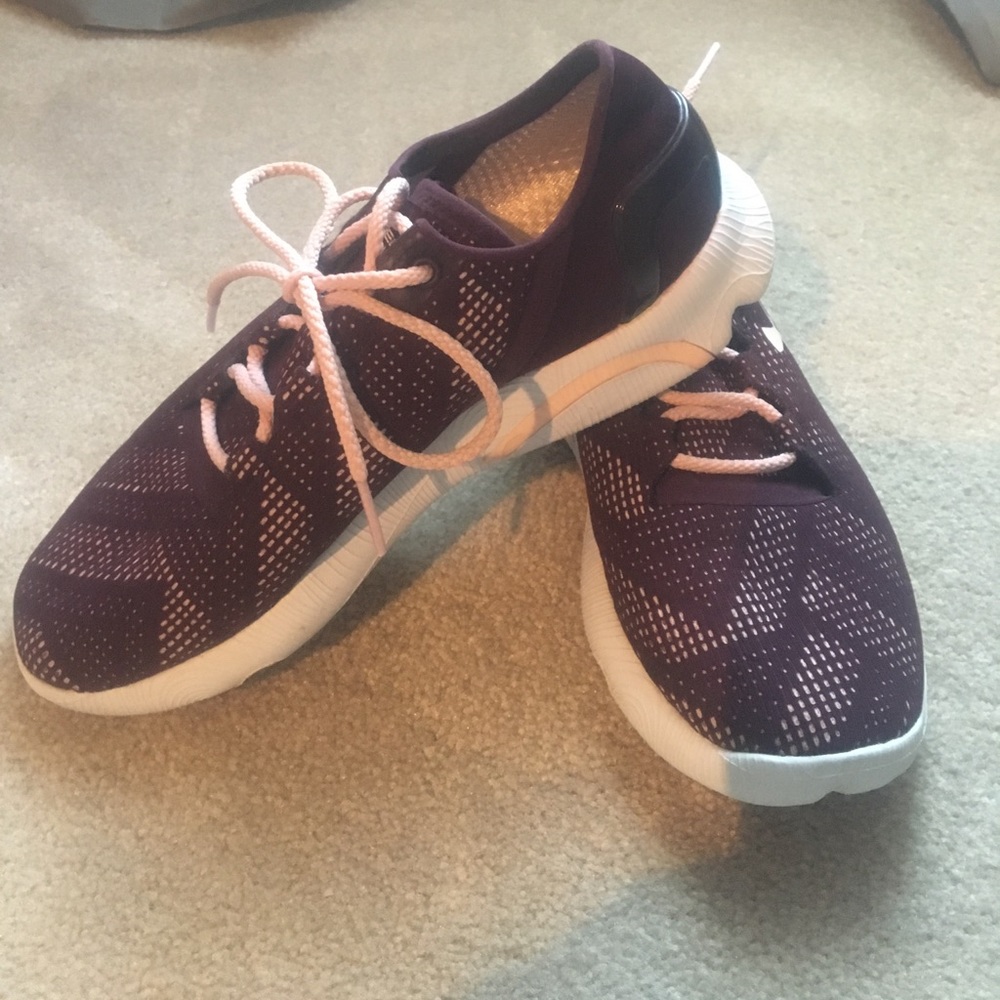 Under Armour Speedform Sneakers