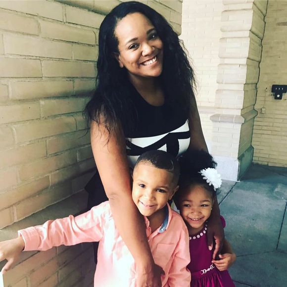 Meet your Posher, Ariel - Picture 1 of 1