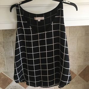 *Lowest Price* Black and white stripes flowy top