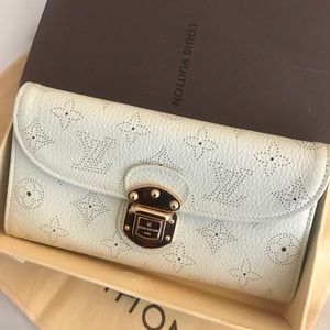 Louis Vuitton Mahina Amelia Wallet