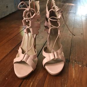 🍀 SALE Blush lace up heels