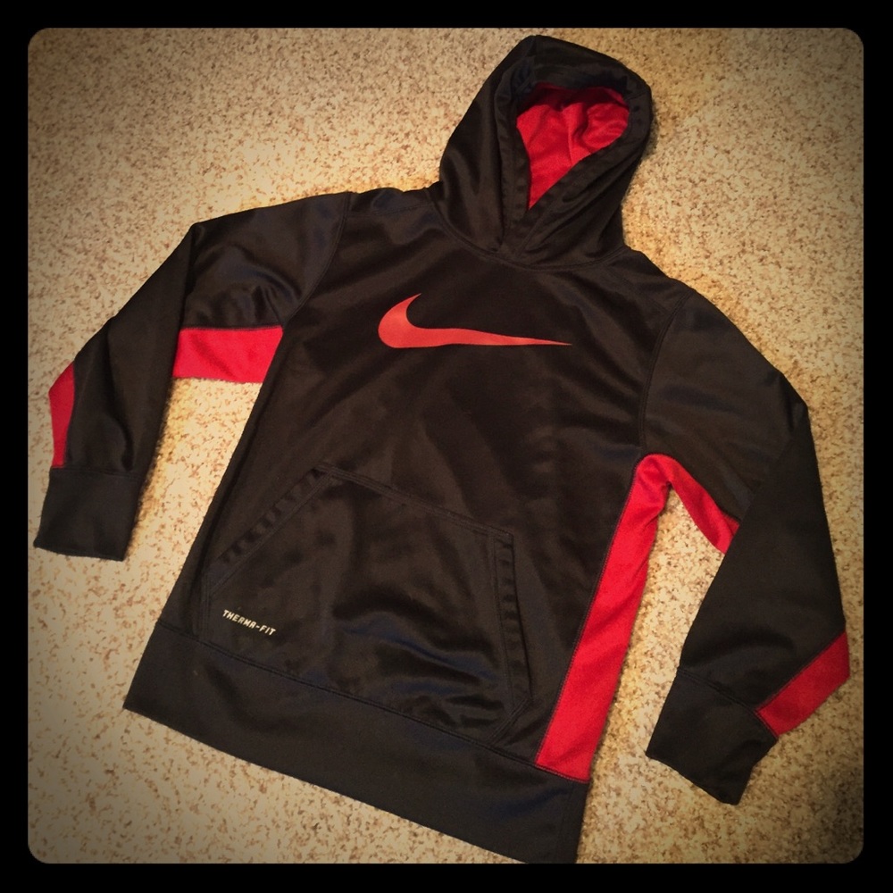 Boys M Nike black Red pullover sweatshirt