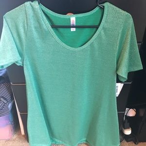 LuLaRoe Perfect Tee. Small