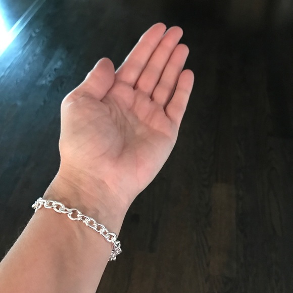 NWOT Silver Double Heart ❤️ Charm Link Bracelet - Picture 5 of 6