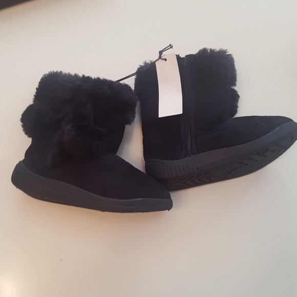 Other - Nwt Girls boots Size 6 Black Pom Poms Zip Closure