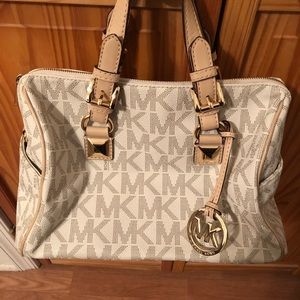 Michael Kors purse