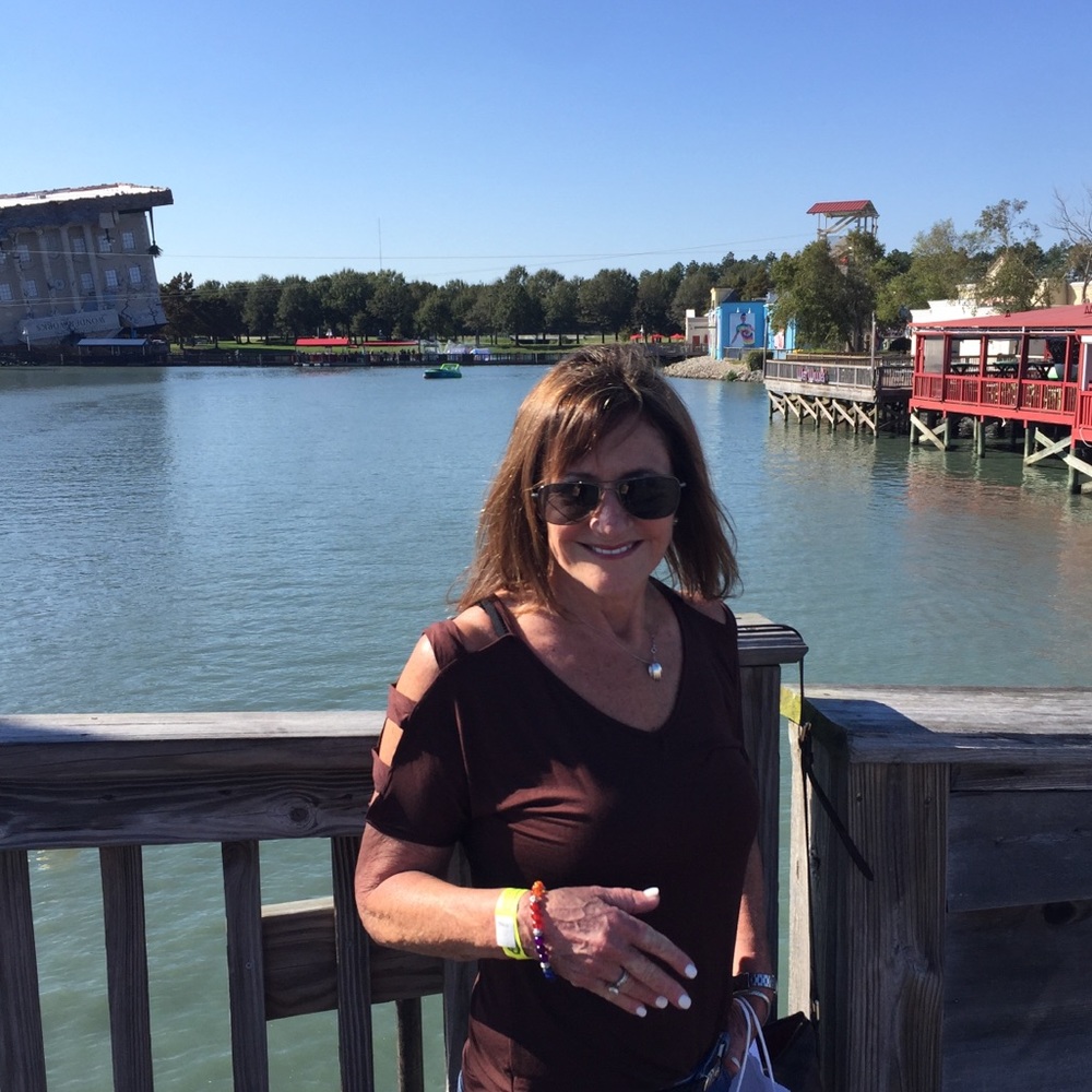 Meet your Posher, Janice