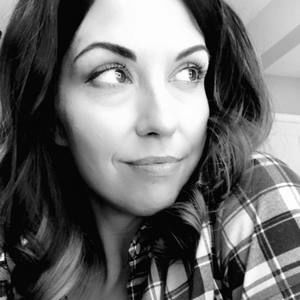 Meet your Posher, Janelle