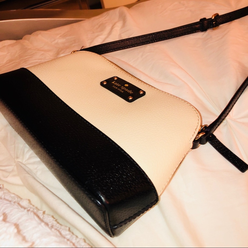 White and black Kate Spade Crossbody