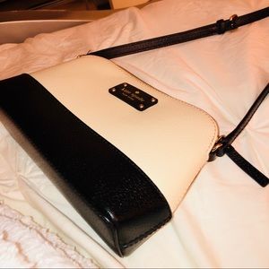 White and black Kate Spade Crossbody