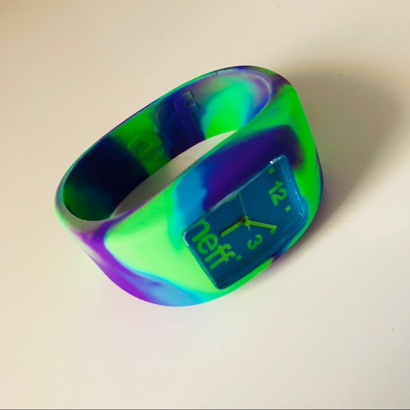 NEFF Watch - Picture 2 of 3