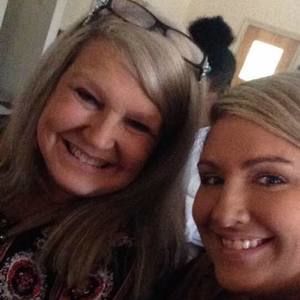 Meet your Posher, Lea