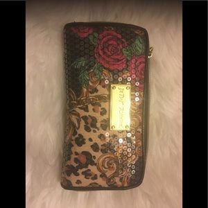 Betsey Johnson Wallet💋🌸🌺