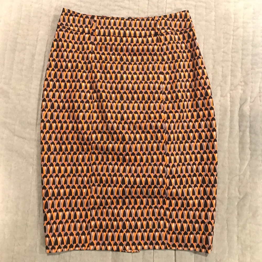 Adorable patterned skirt