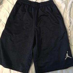 Jordan size Medium navy blue basketball shorts
