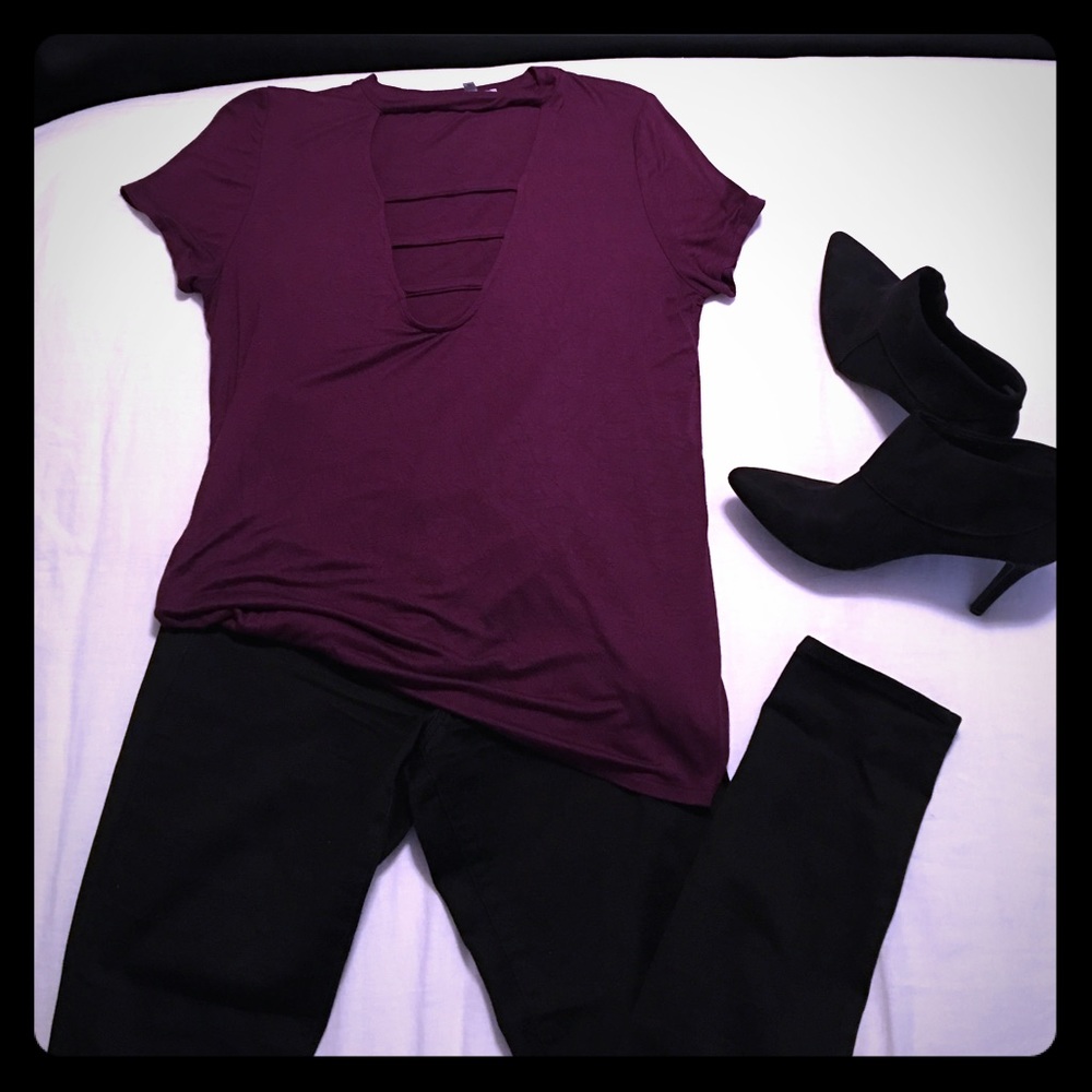 Ladder neck tee