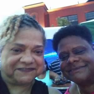 Meet your Posher, Reola