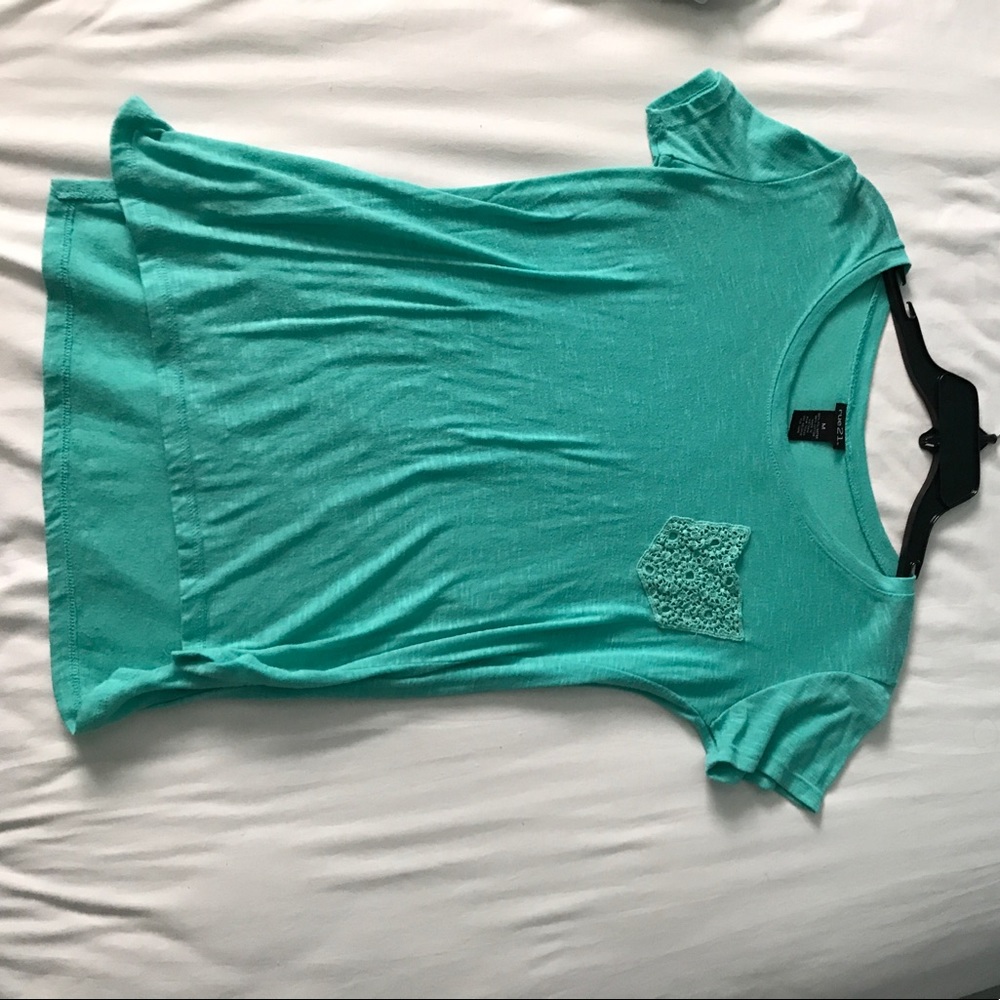 short sleeve shirt