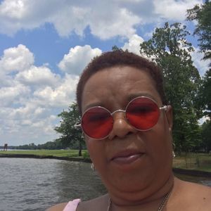 Meet your Posher, Felicia