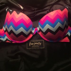 PINK push up bra with VS promo