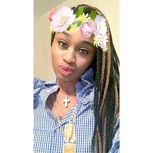 Meet your Posher, Renee