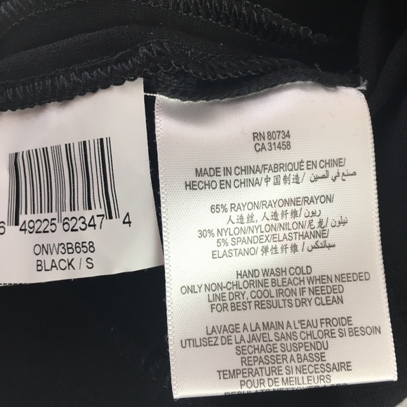 BCBG Back Zip Pencil Skirt - Tags attached - Picture 3 of 5