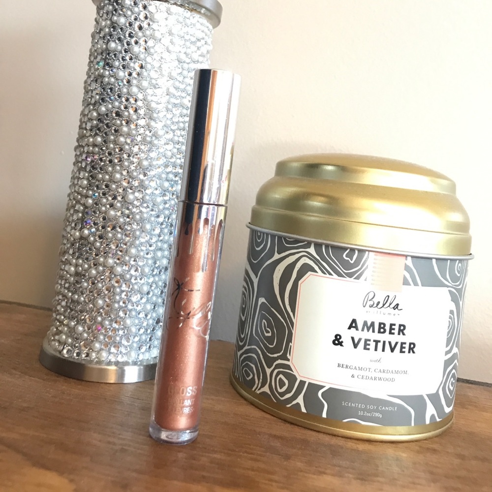 Kylie Noel lipgloss