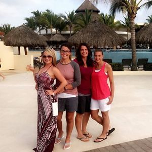 Meet your Posher, Kayla