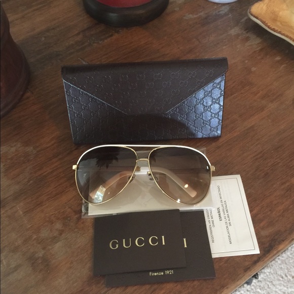 Gucci Accessories - GUCCI sunglasses