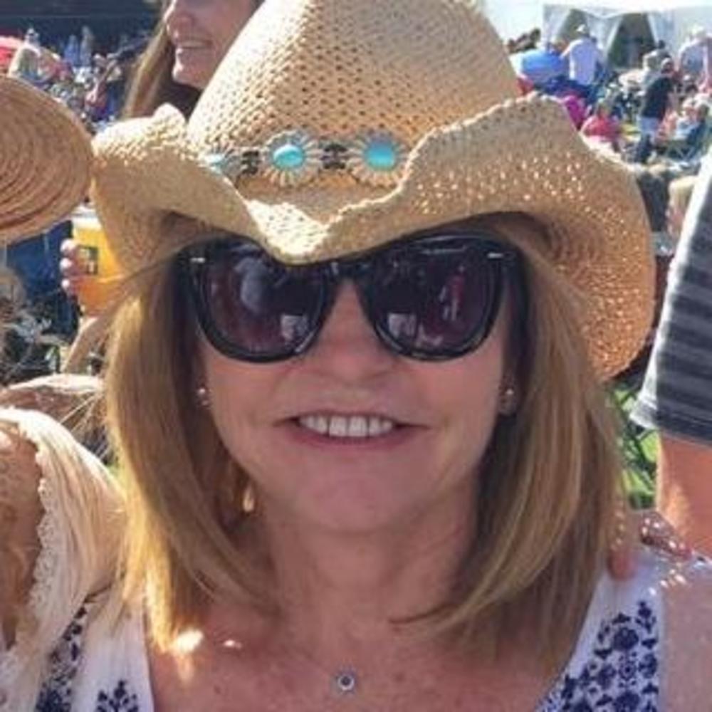 Meet your Posher, Carol