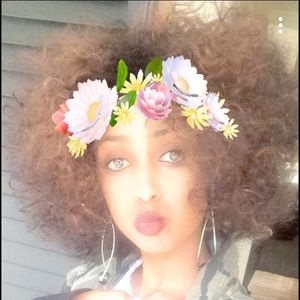 Meet your Posher, Dibora