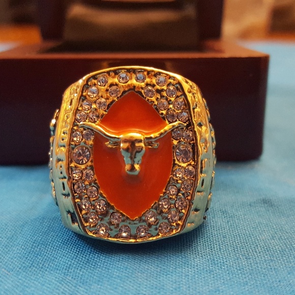 Other - Texas Longhorns Fan Edition 2005 Champ Ring