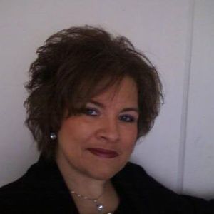 Meet your Posher, Teresa
