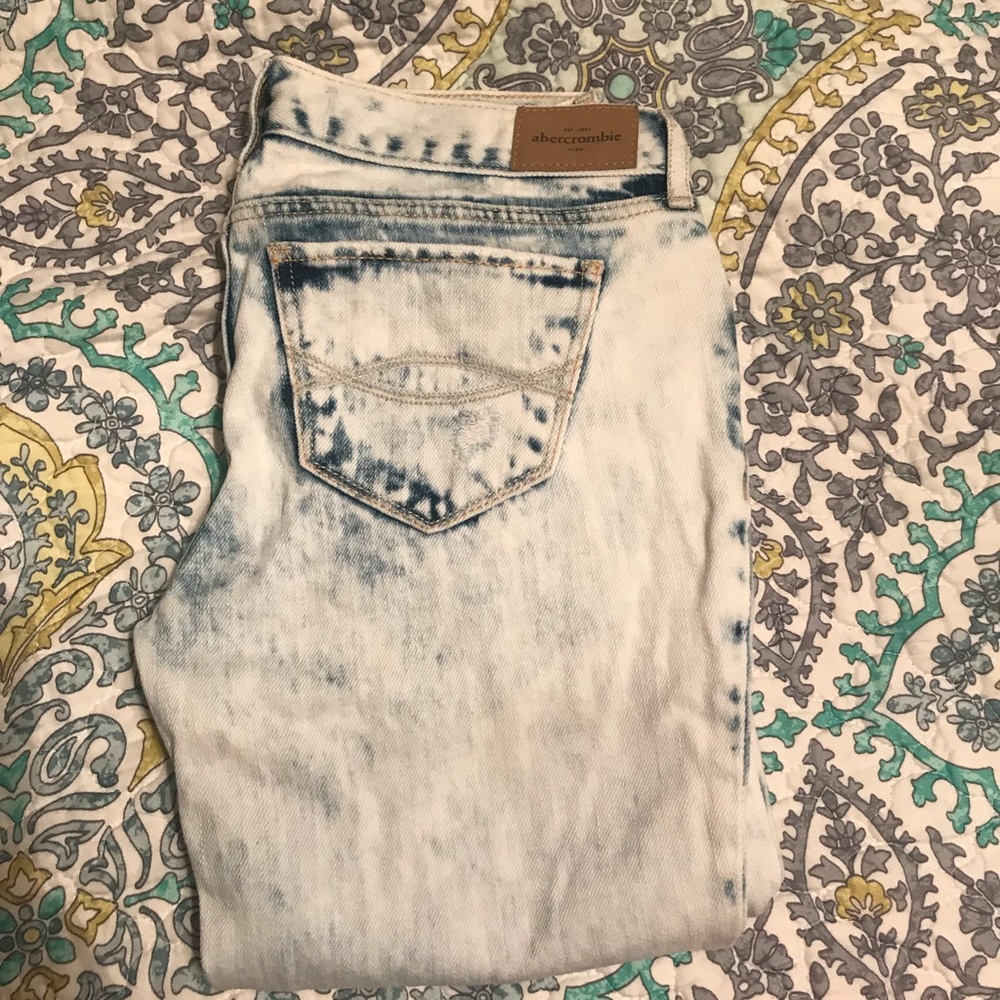 Abercrombie Girls Acid Washed Jeans