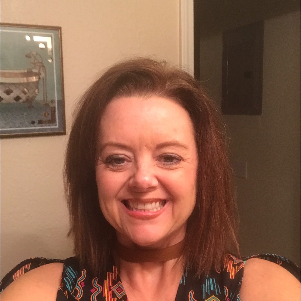 Meet your Posher, Amy