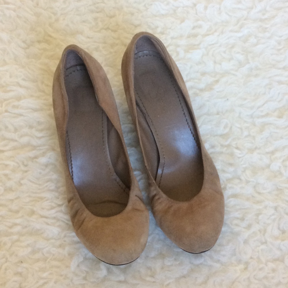Jessica Simpson wedge