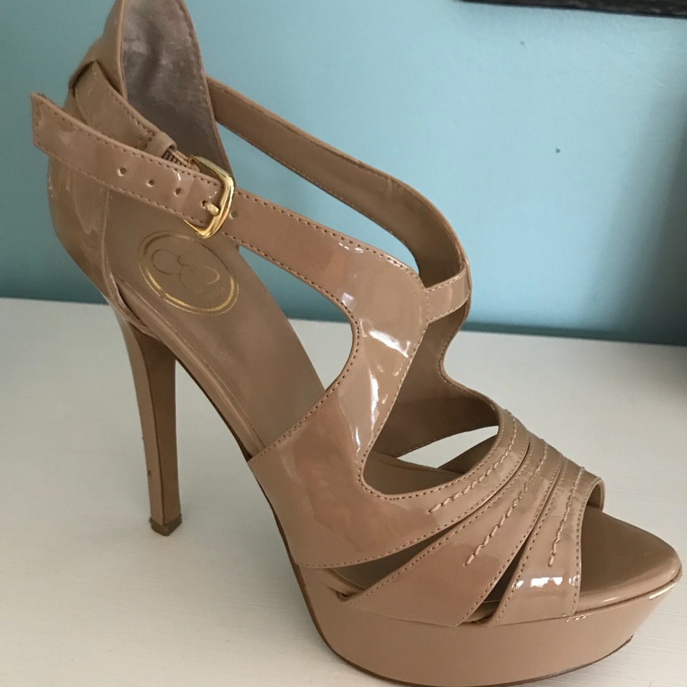 Jessica Simpson Pumps