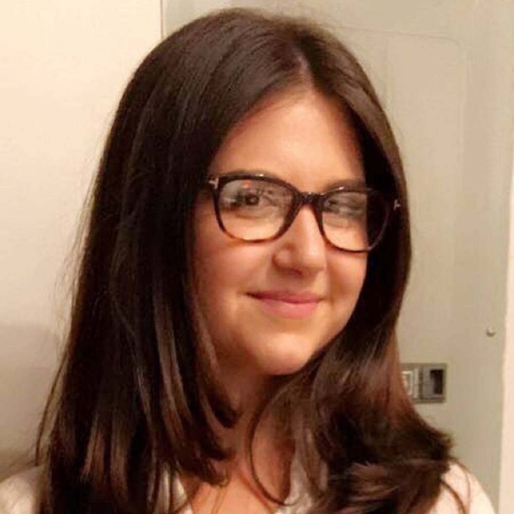 Meet your Posher, Mia