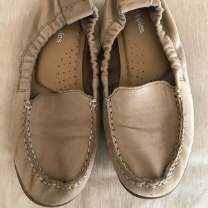 Worn only a handful of times