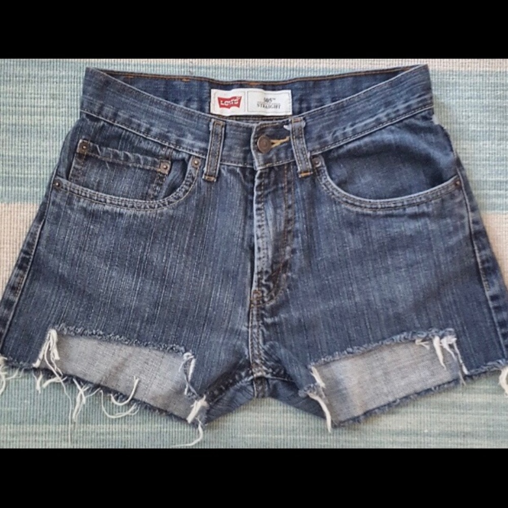 Levis slim cut shorts NWOT