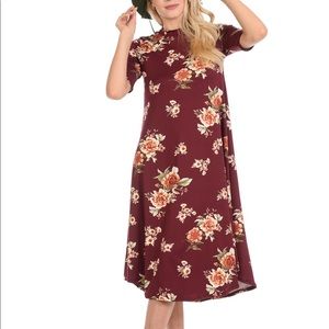 NWOT Trapeze Midi Dress in Winter Floral