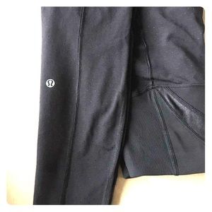 Lululemon Exquisite Pant shine dot sz 6