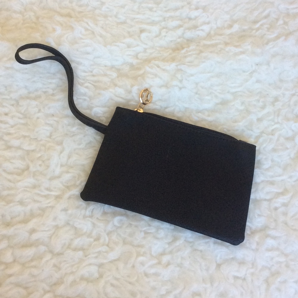 Leather wristlet