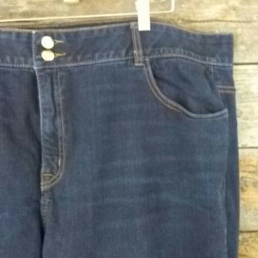 Lane Bryant 26 short jeans straight leg