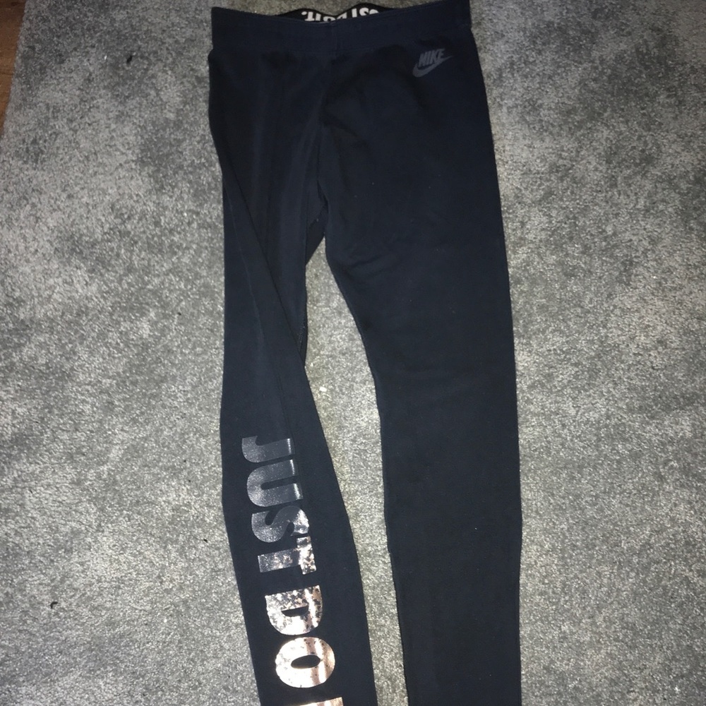 Nike ‘Just Do It’ logo leggings