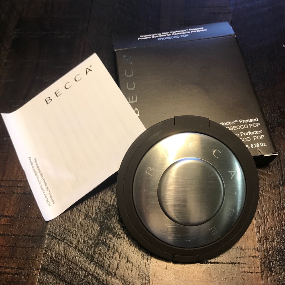 BECCA Prosecco Pop highlighter NIB