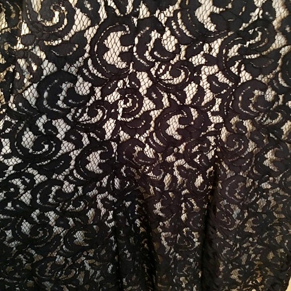 Tadashi Shoji Gown - sleeveless V-Neck Navy/Ivory, - Picture 6 of 7